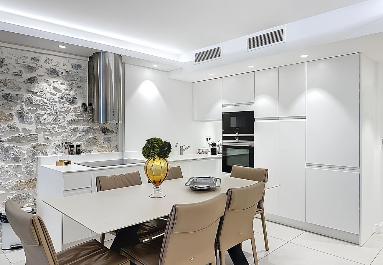 Apartment in Cannes - PAULA By Terry's Homes - Palais
