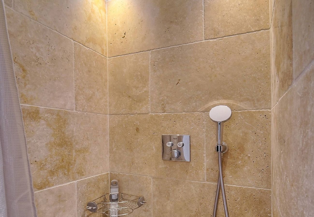 Villa in Vallauris - KATHLEEN By Terry's Homes