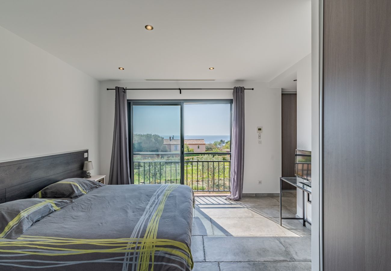 Villa in Carqueiranne - VILLA CAMILLE By Terry's Homes