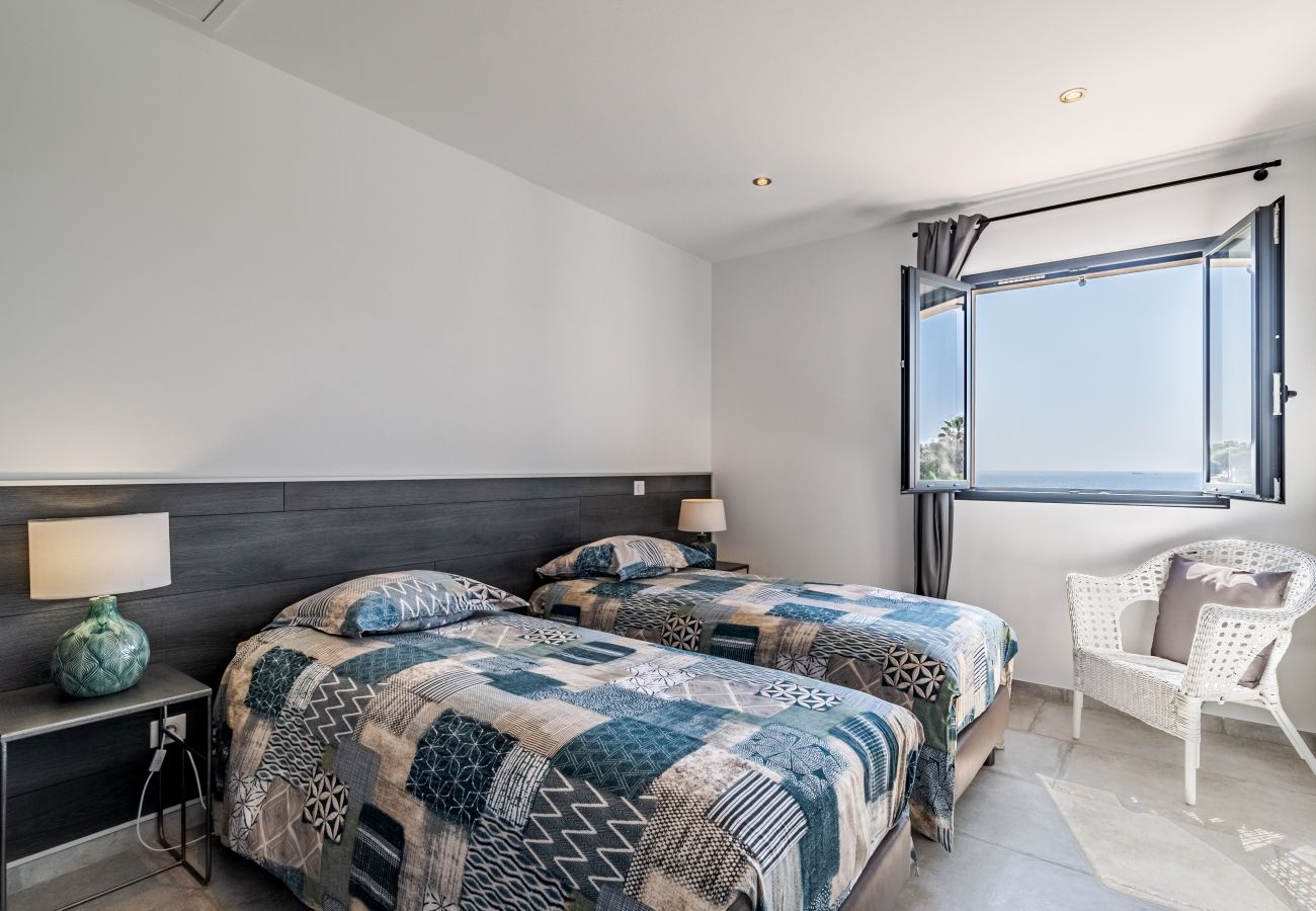 Villa in Carqueiranne - VILLA CAMILLE By Terry's Homes