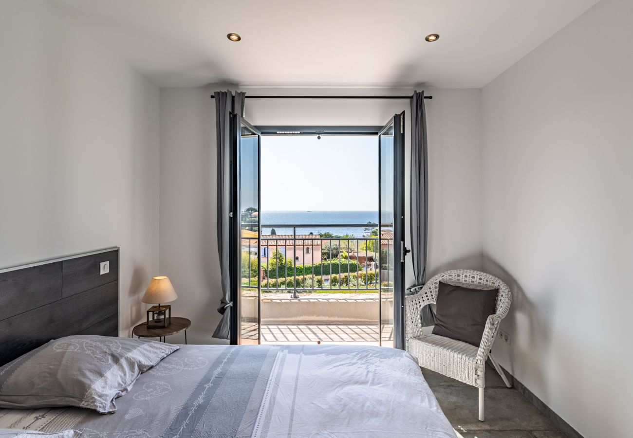 Villa in Carqueiranne - VILLA CAMILLE By Terry's Homes