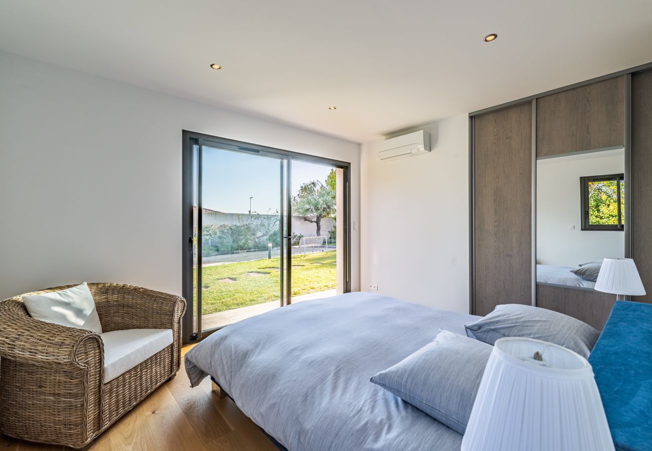 Villa in Carqueiranne - S-LUX Villa Belle Sur Mer