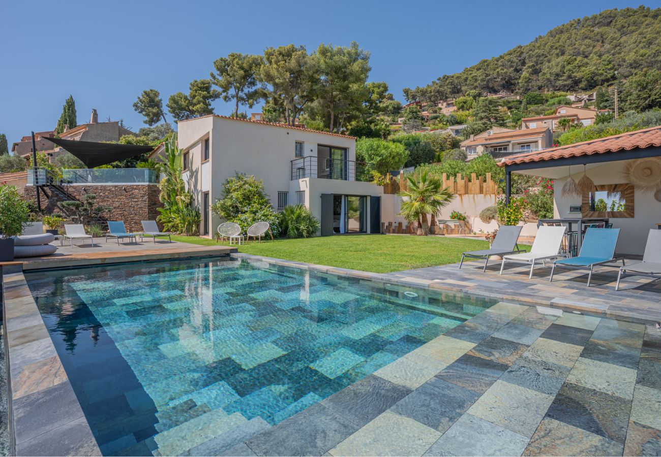 Villa in Carqueiranne - VILLA LAEWEEN