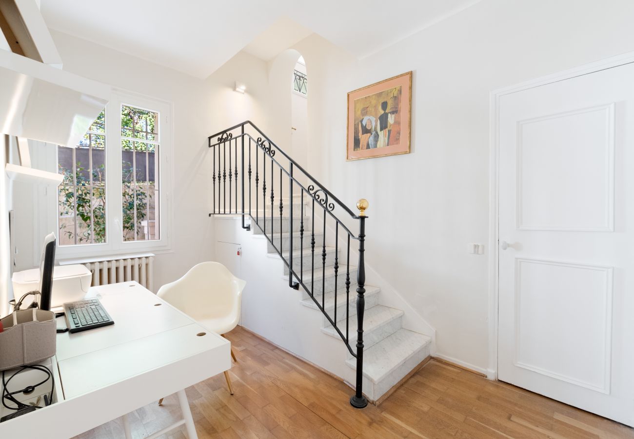 Villa in Cannes - MARIE By Terry's Homes