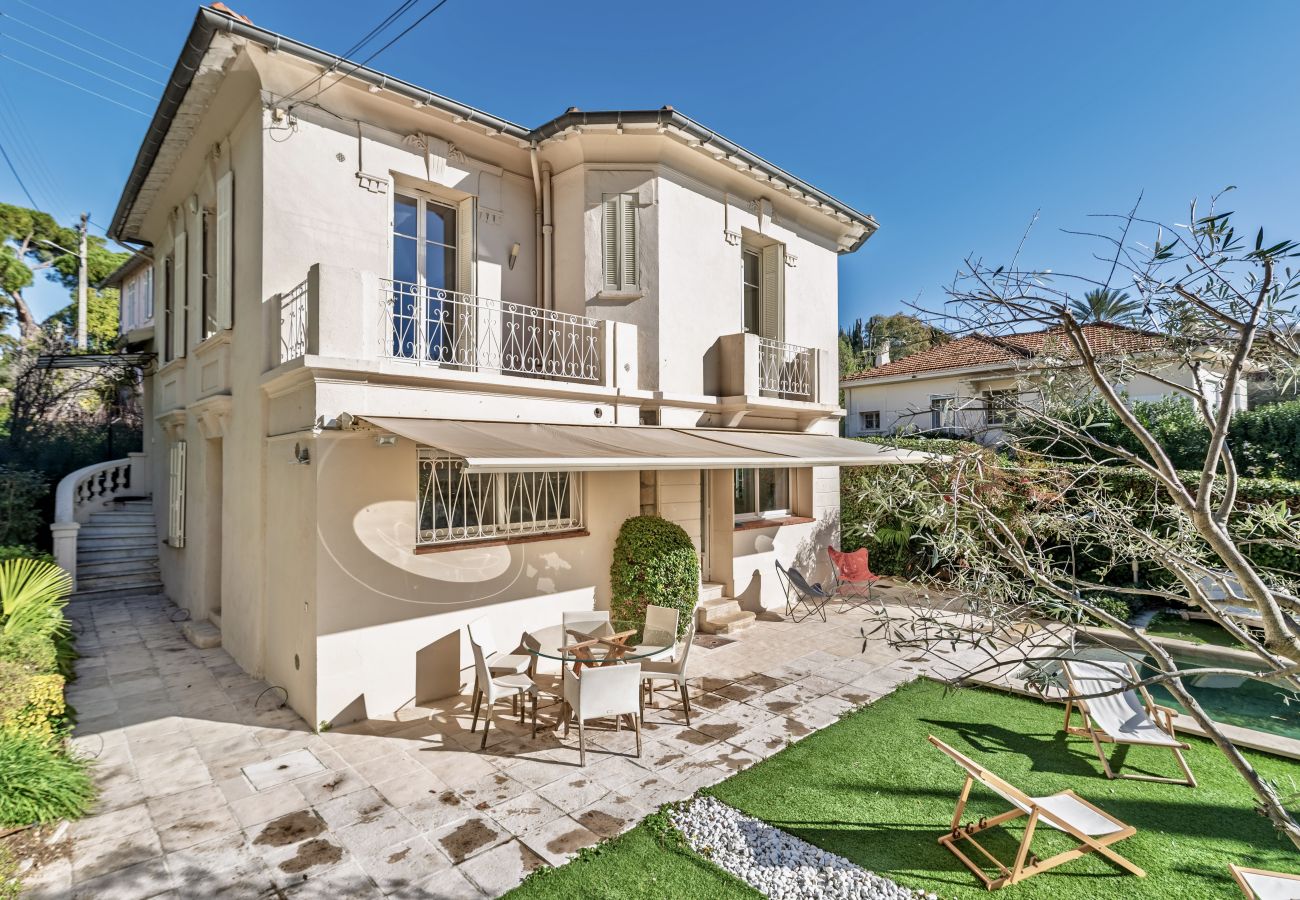 Villa in Cannes - MARIE By Terry's Homes