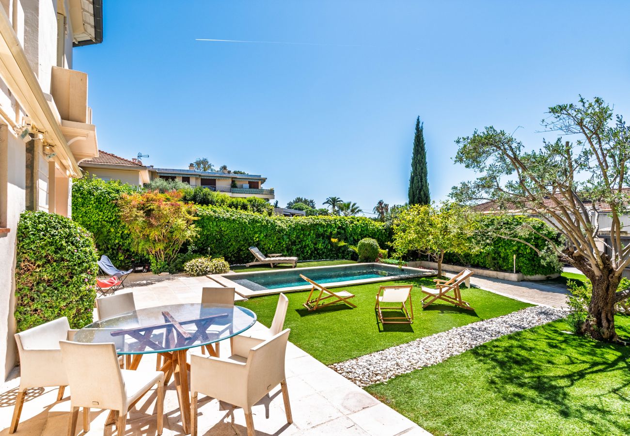 Villa in Cannes - MARIE By Terry's Homes