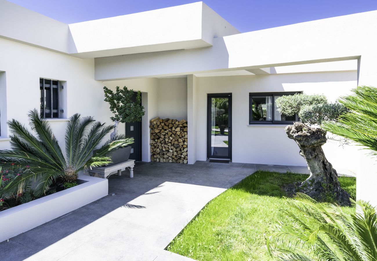 Villa in Mougins - MAGALY By  Terry's Homes