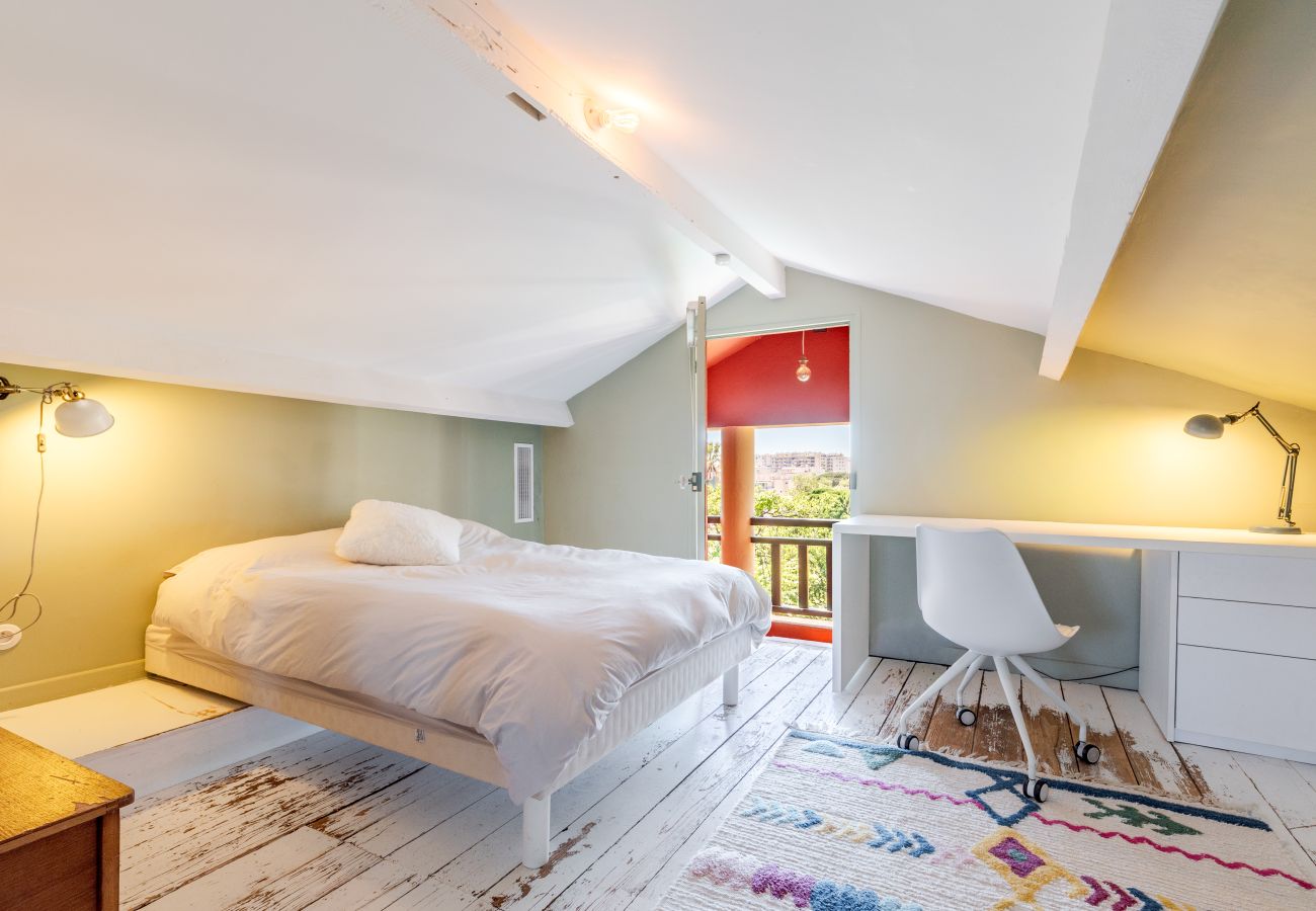 Villa in Cannes - LA COLLINETTE By Terry's Homes