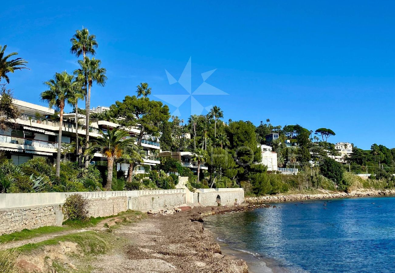 Appartement Cannes vue mer panoramique