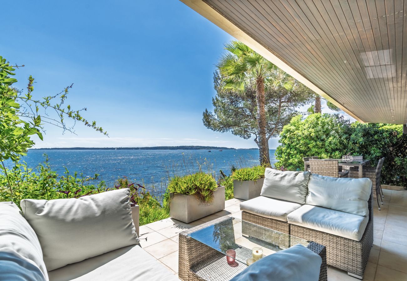 Appartement Cannes vue mer panoramique