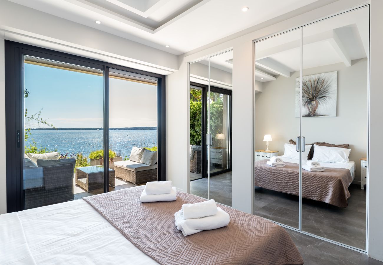 Appartement Cannes vue mer panoramique