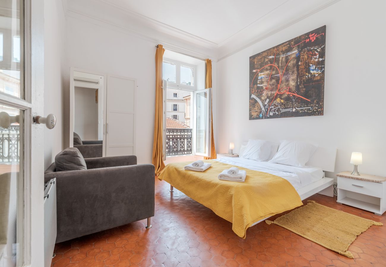 Location appartement Cannes hyper centre-ville