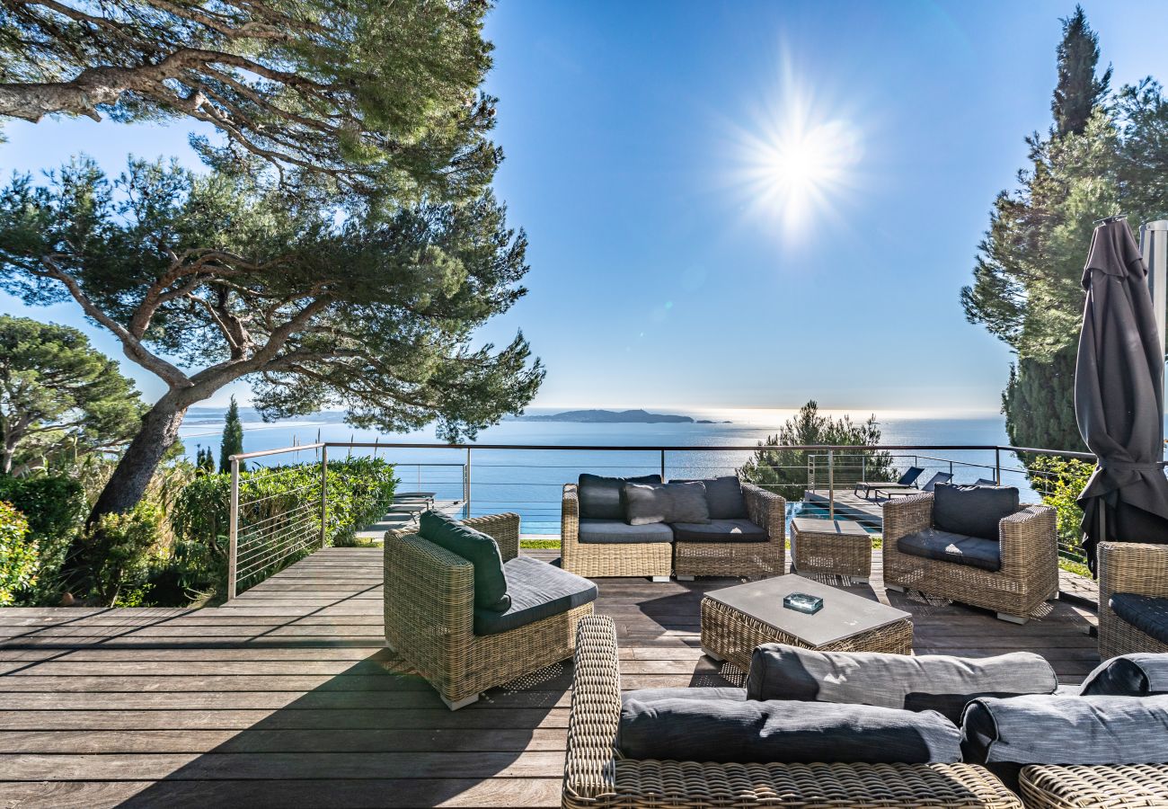 Villa à Carqueiranne - S-LUX BALCON SUR LA MER  Carqueiranne