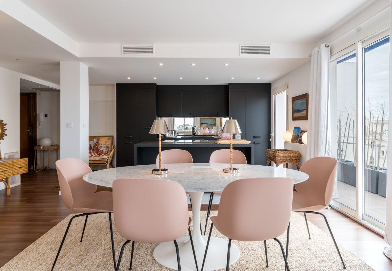 Location appartement hyper centre-ville Cannes