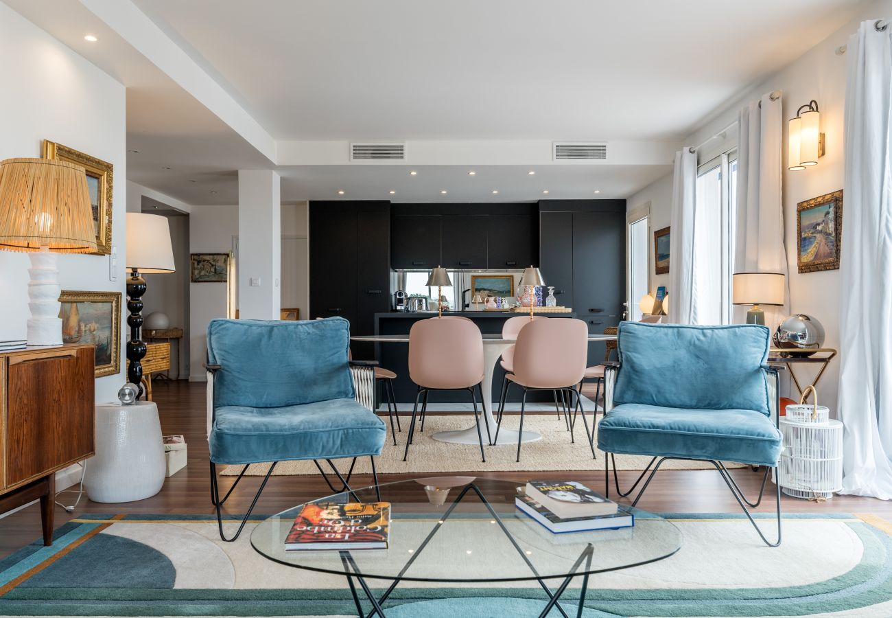 Location appartement hyper centre-ville Cannes