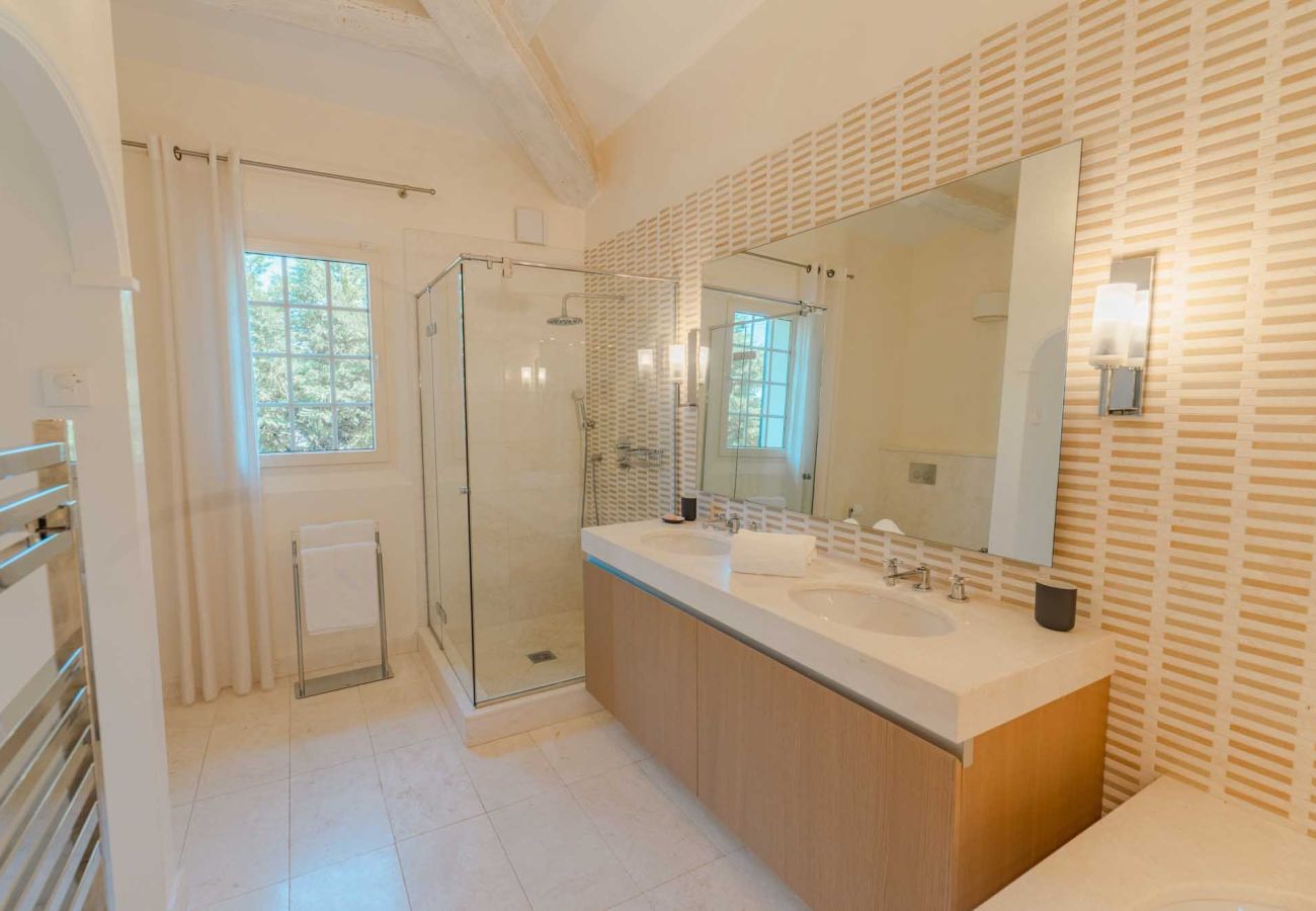 Villa à Saint-Tropez - VILLA MAROMA By Terry's Homes
