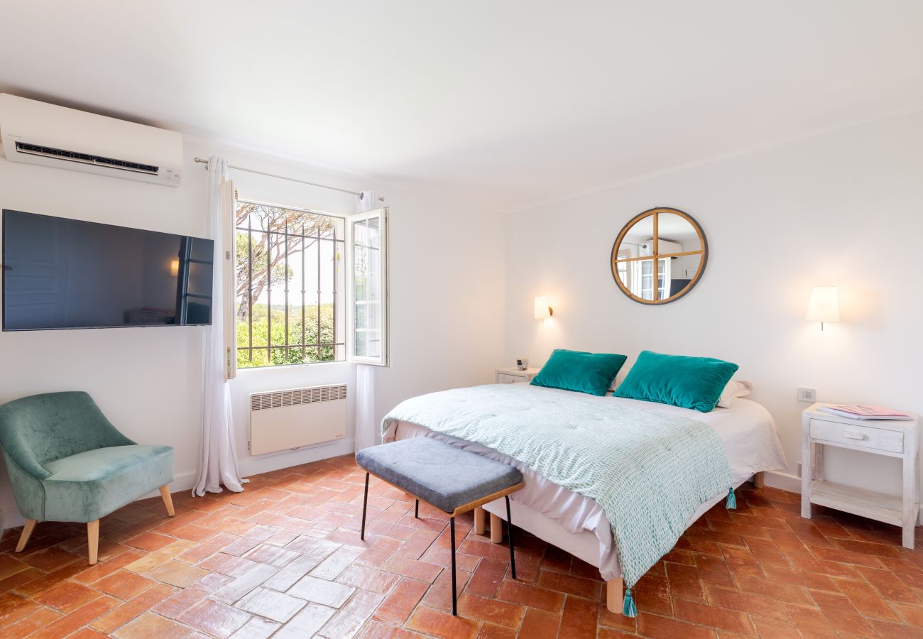 Villa à Saint-Tropez - VILLA MAROMA By Terry's Homes