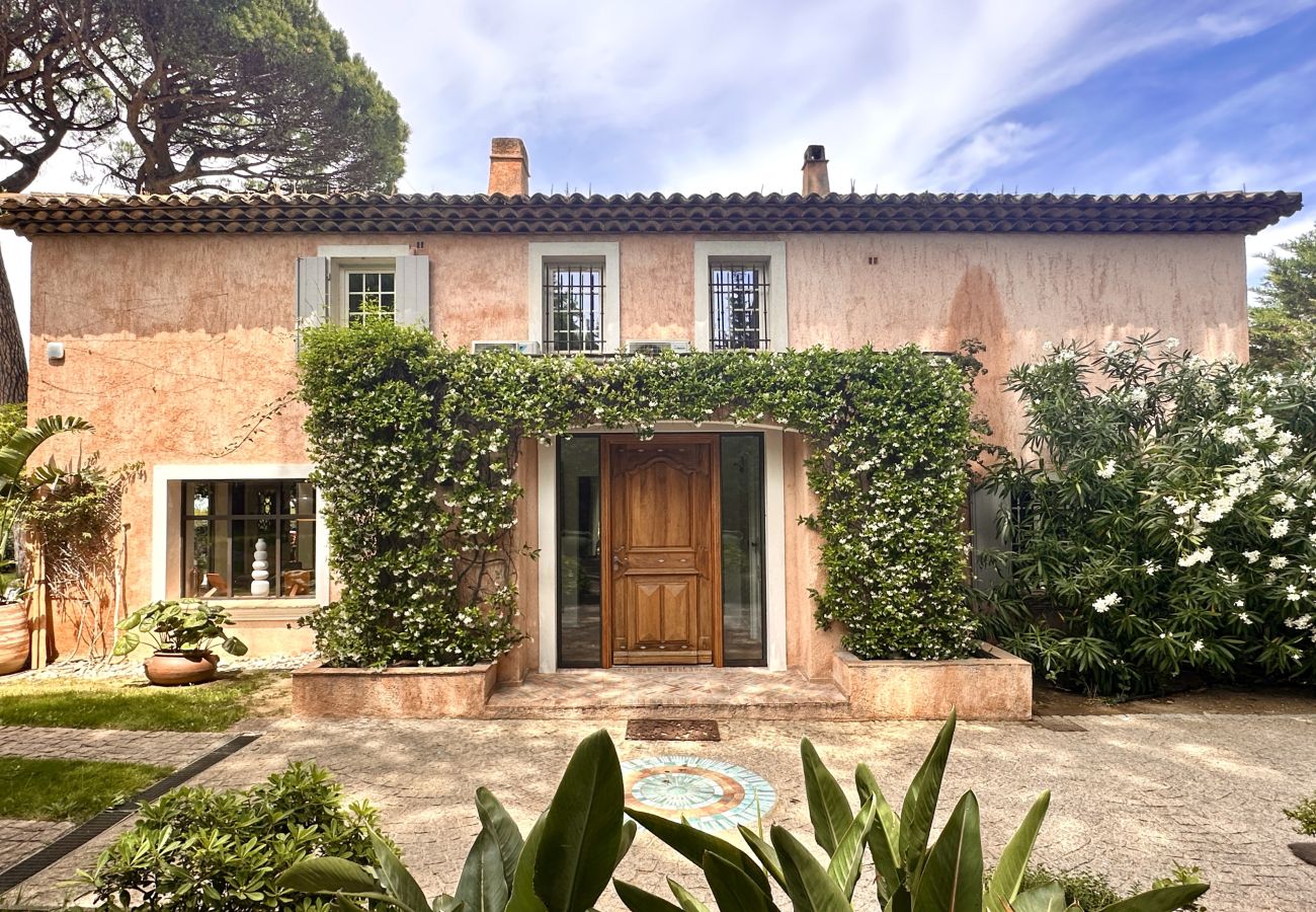 Villa à Saint-Tropez - VILLA MAROMA By Terry's Homes