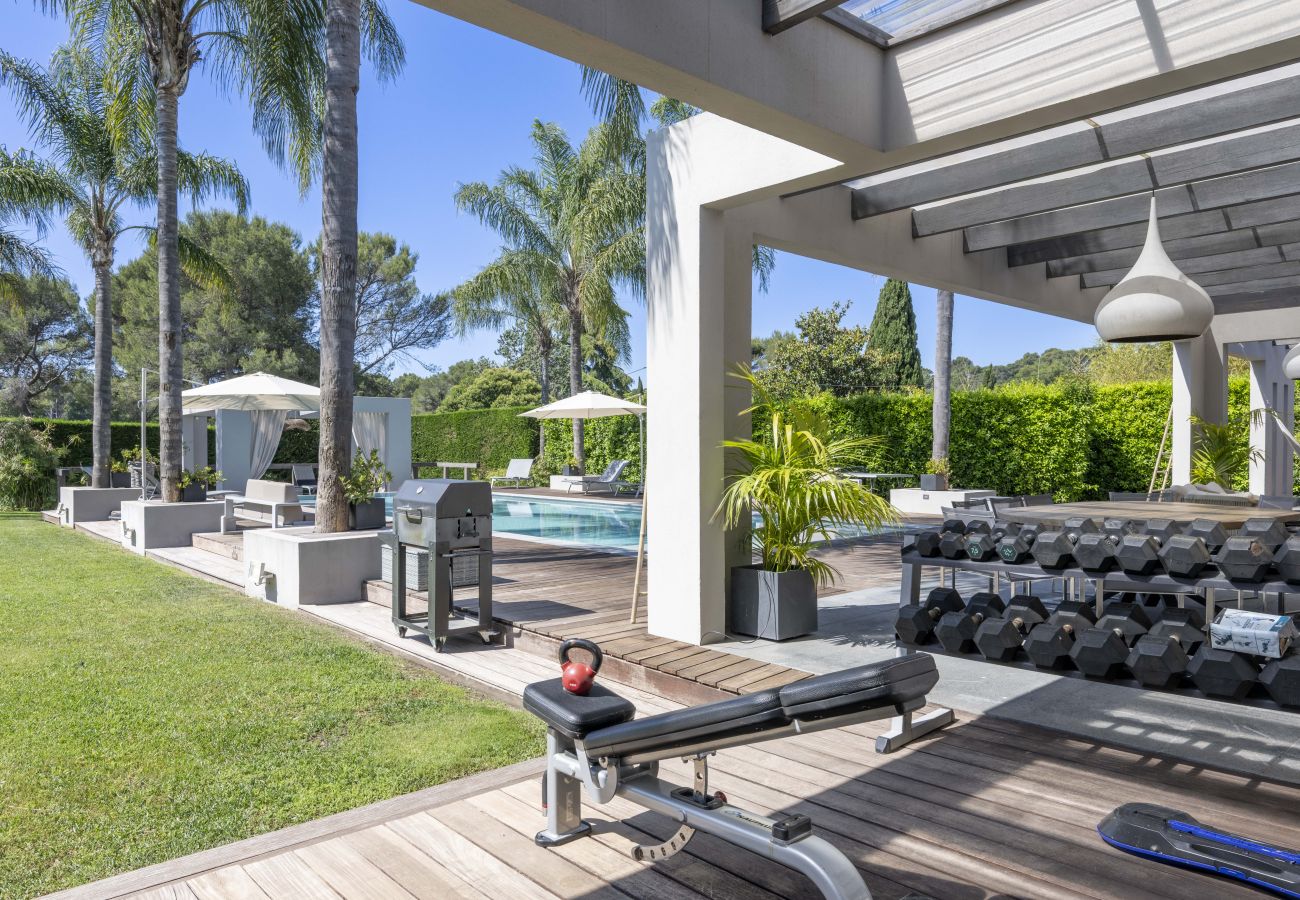 Villa à Mougins - VILLA MAGALY By  Terry's Homes