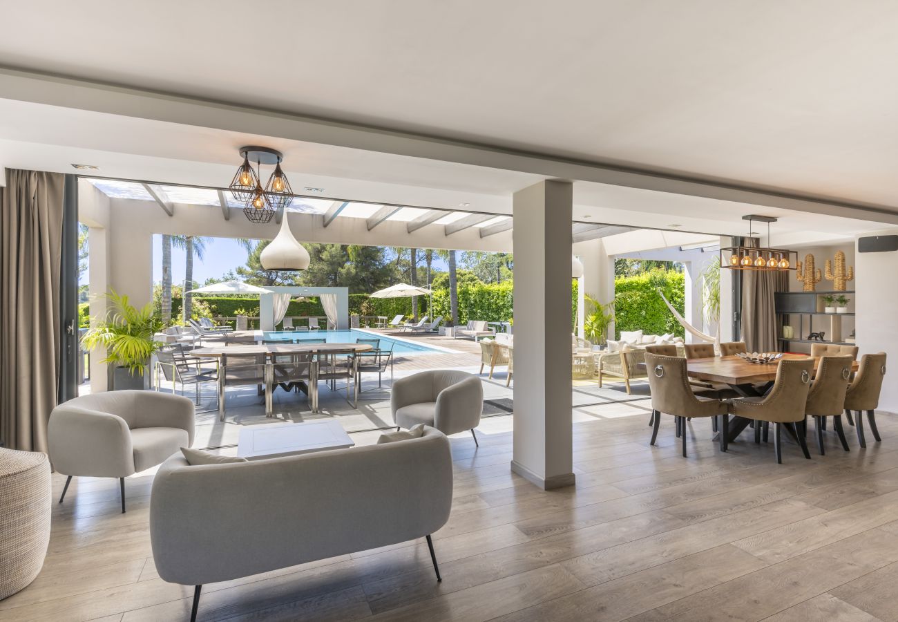 Villa à Mougins - VILLA MAGALY By  Terry's Homes