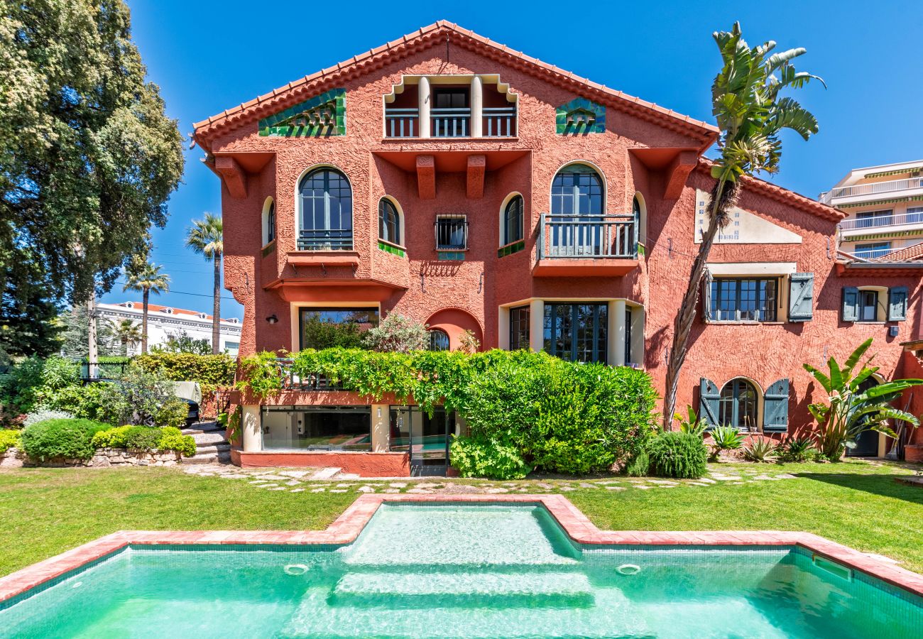 Villa à Cannes - LA COLLINETTE By Terry's Homes