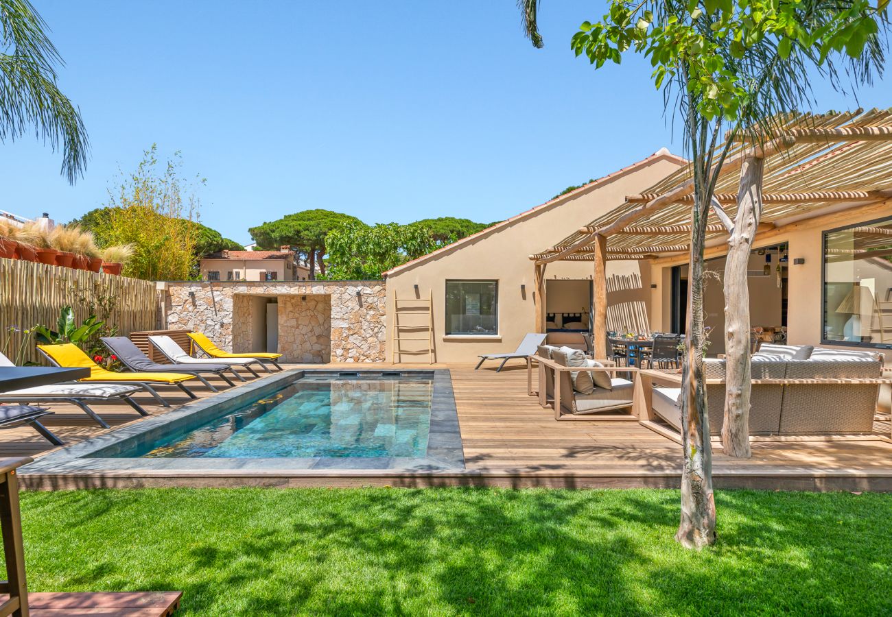 Villa à Hyères - S-LUX Villa Bulle de Soleil